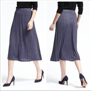 Banana Republic plisse pleated skirt